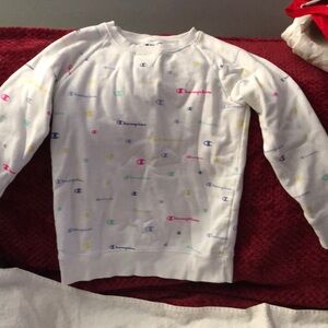 Girl’s champion sweatshirt